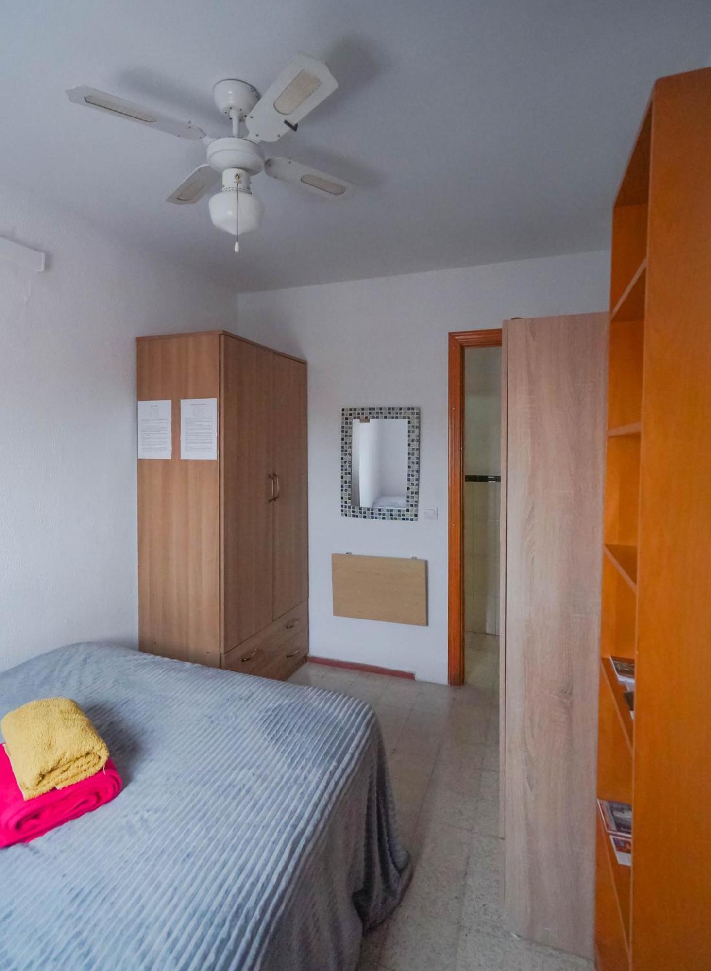 Habitaciones Privadas Con Cama Doble En Sevilla 외부 사진