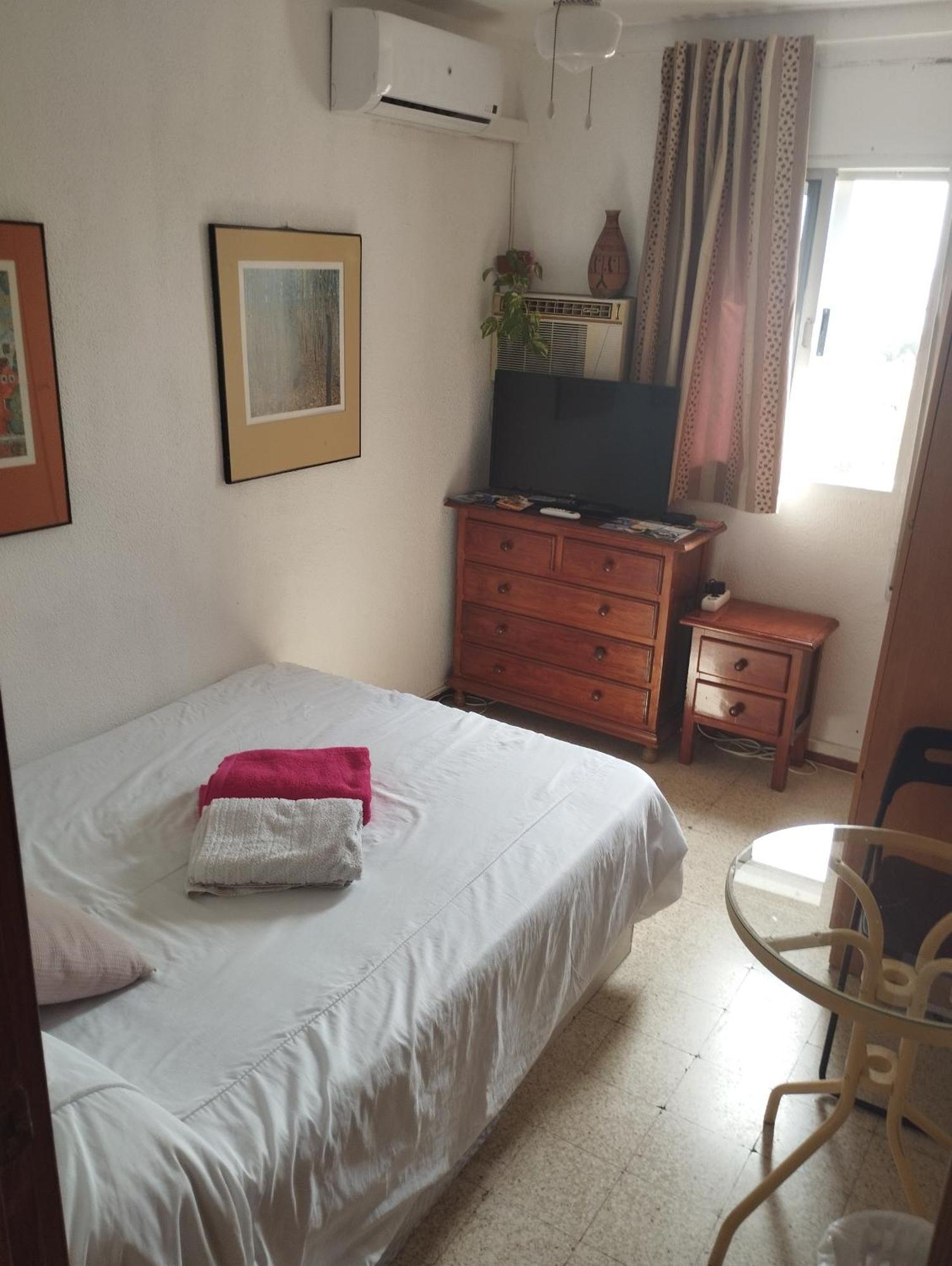 Habitaciones Privadas Con Cama Doble En Sevilla 외부 사진